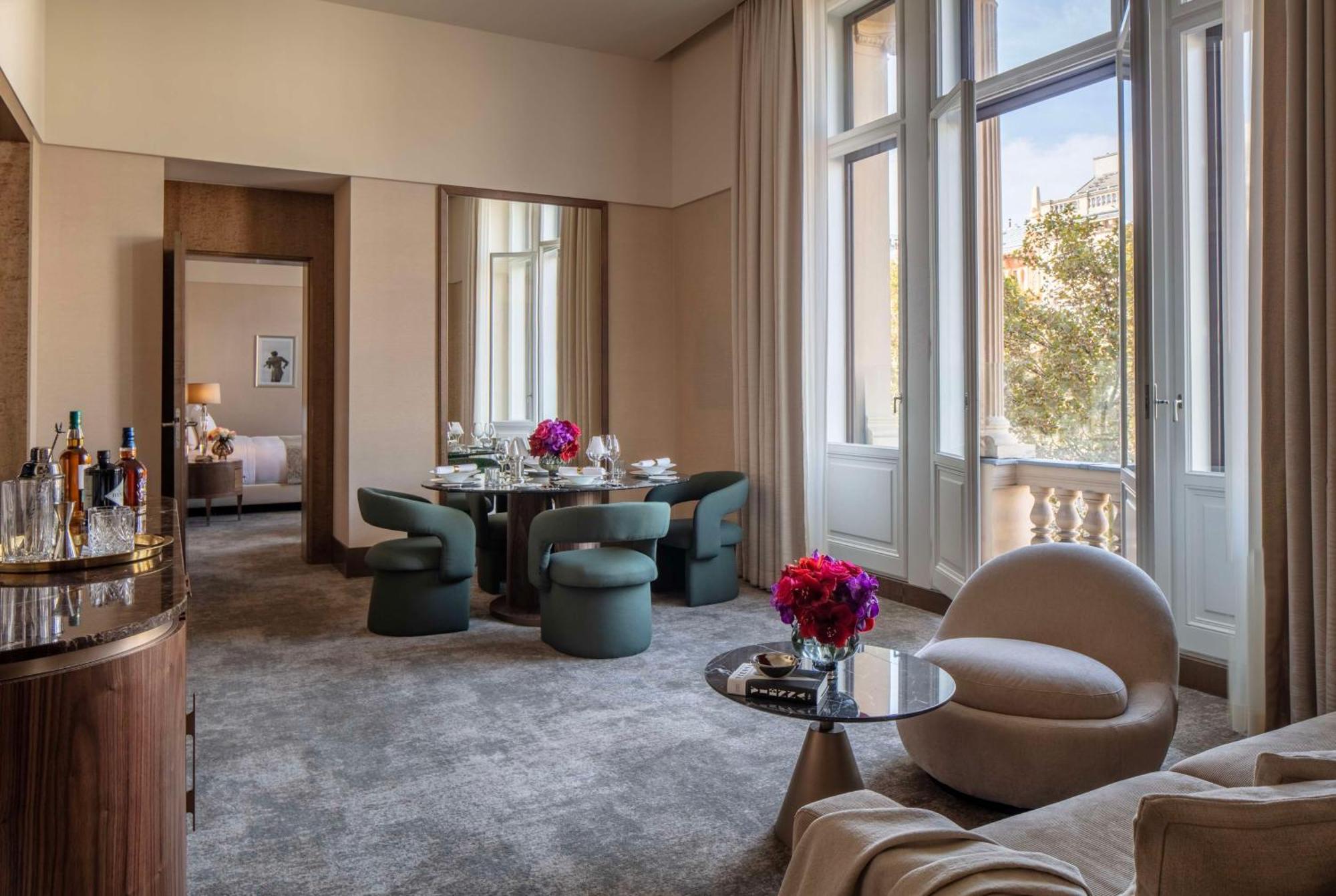 Anantara Suite Extrabed