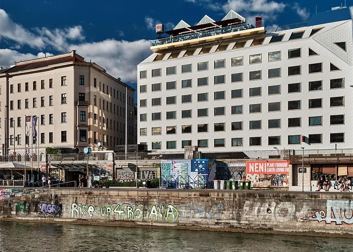 Radisson Red Hotel, Viena